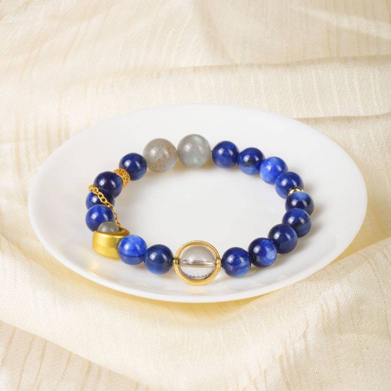 Focus & Clarity Crystal Bracelet – Kyanite & Moonstone 8–10 mm, Starry-Night Inspired
