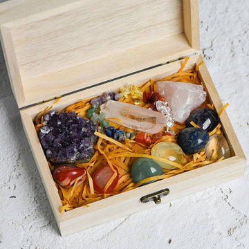 Healing Crystal Wood Gift Box – Assorted Raw & Tumbled Stones