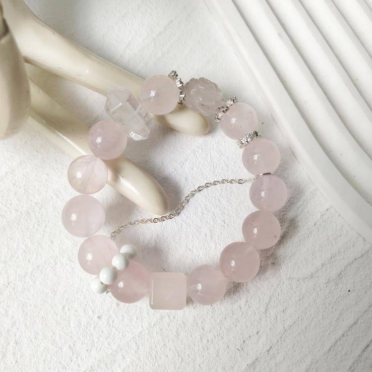 Love Crystal Bracelet – Rose Quartz & Clear Quartz 11 mm, Carved Rose Accent