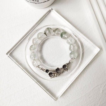 Wealth Crystal Bracelet – Green Phantom Quartz 11–13.5 mm, Vintage Chain Accent