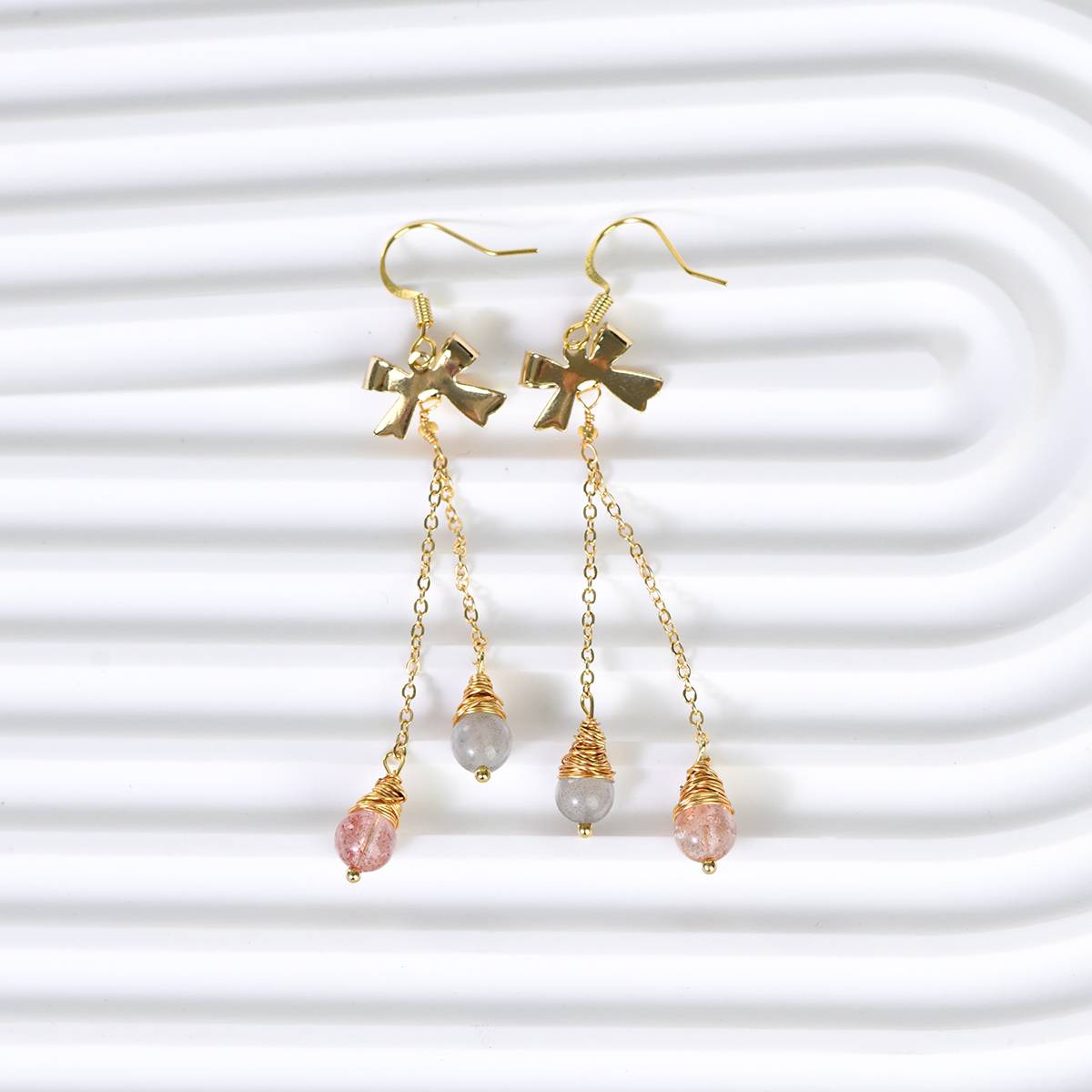 Love & Calm Tassel Earrings – Strawberry Quartz & Gray Moonstone (8.5 cm)