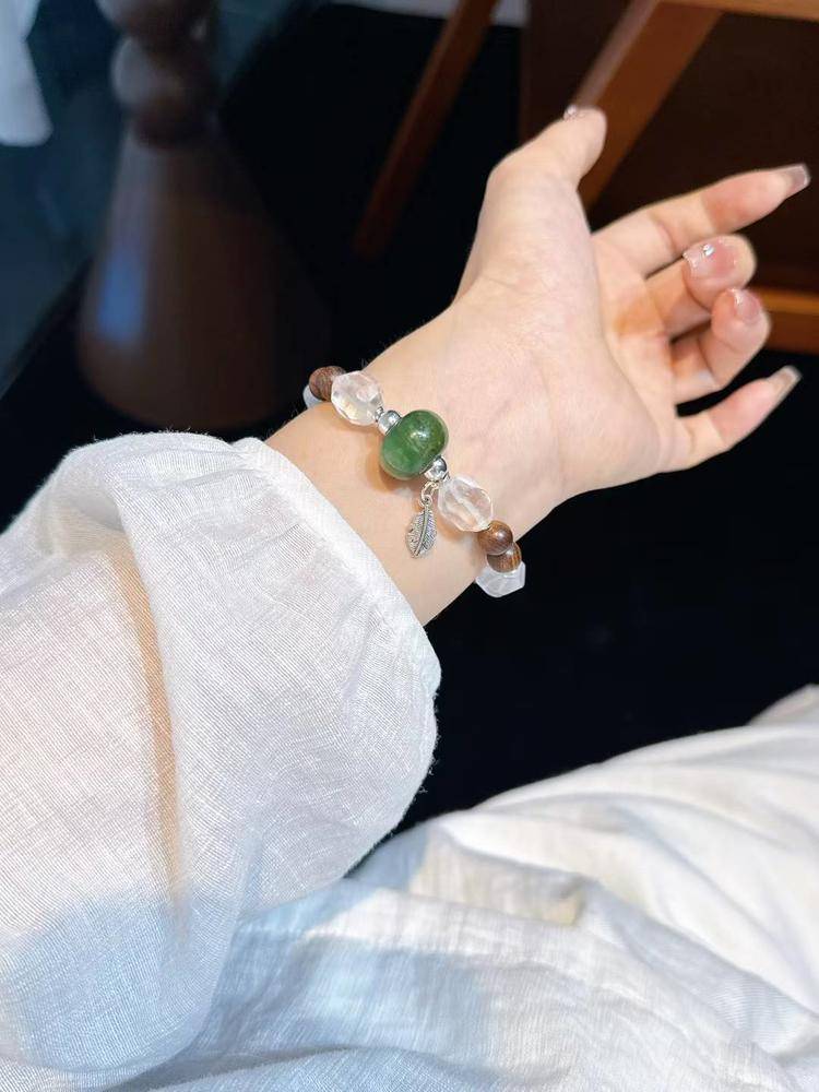 Sandalwood, Green Jasper & Clear Quartz Bracelet — Protection & Grounding (Clarity)