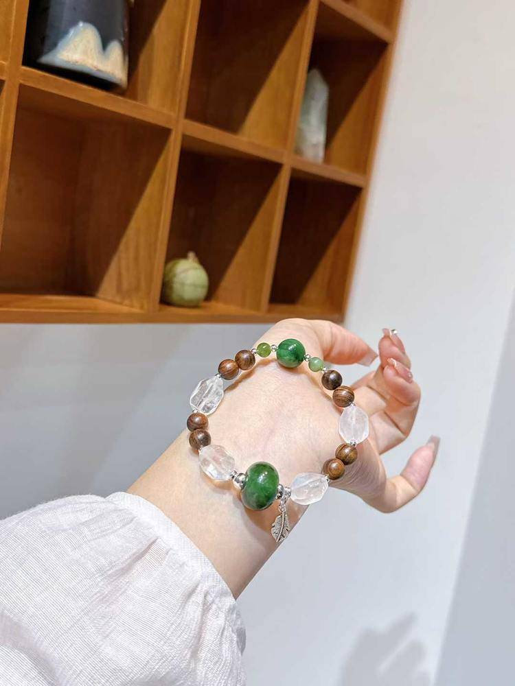 Sandalwood, Green Jasper & Clear Quartz Bracelet — Protection & Grounding (Clarity)